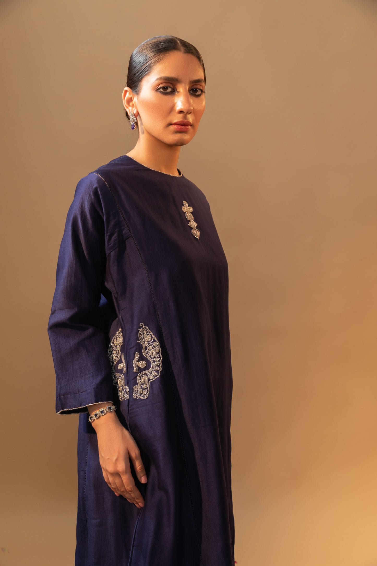 Rani Patta Hand-Embroidered Kurta Set - Midnight Blue