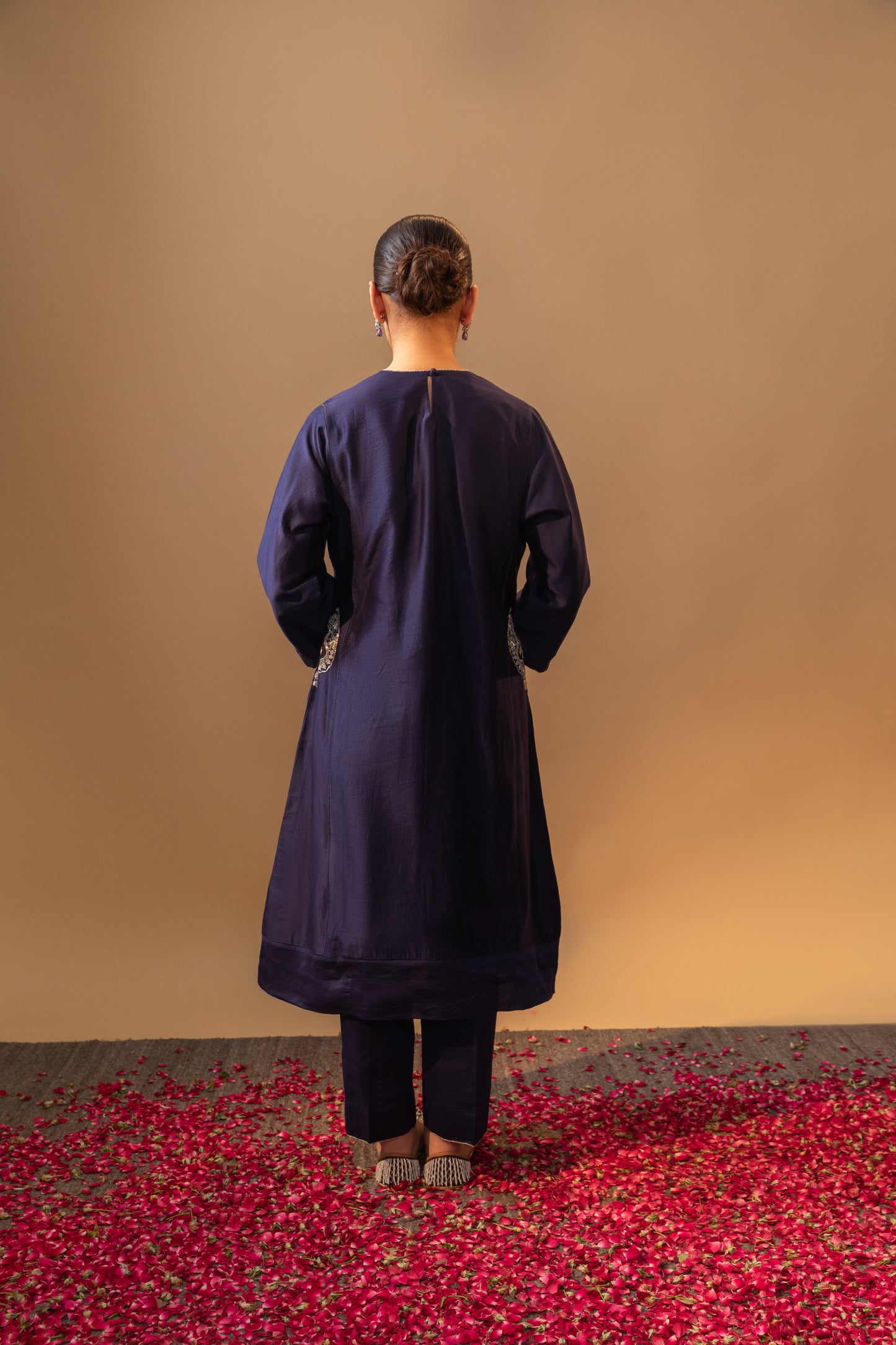 Rani Patta Hand-Embroidered Kurta Set - Midnight Blue