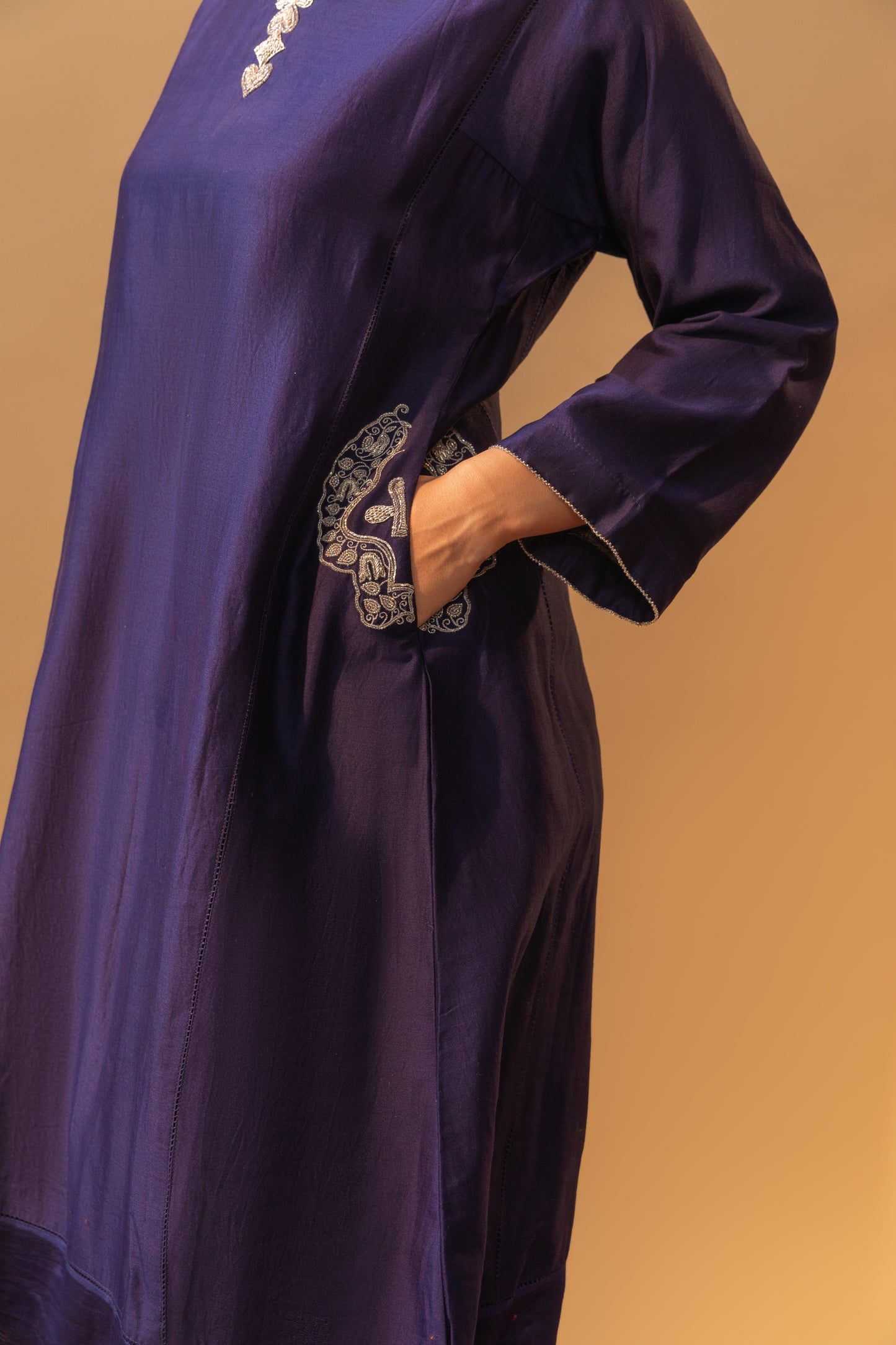 Rani Patta Hand-Embroidered Kurta Set - Midnight Blue